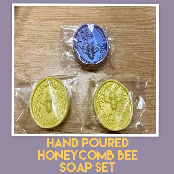 Hand Poured Bee Soap Set, Hand Poured  Soap Set, Oval Bee Bar Soap Set - Picture 1 of 3